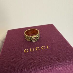 GUCCI Arabesque 18k yellow gold ring